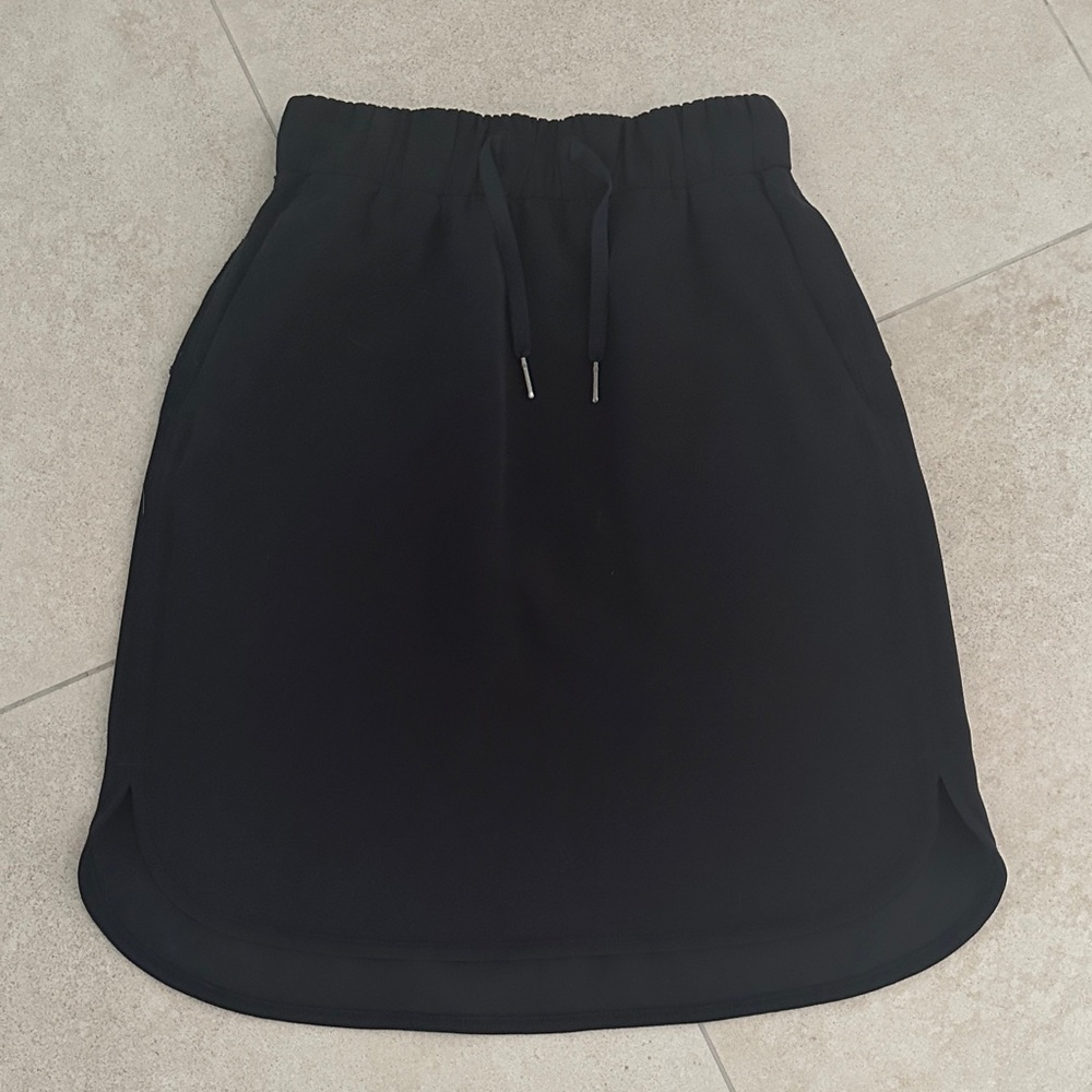 Lulu lemon Black Drawstring Women's Skirt
